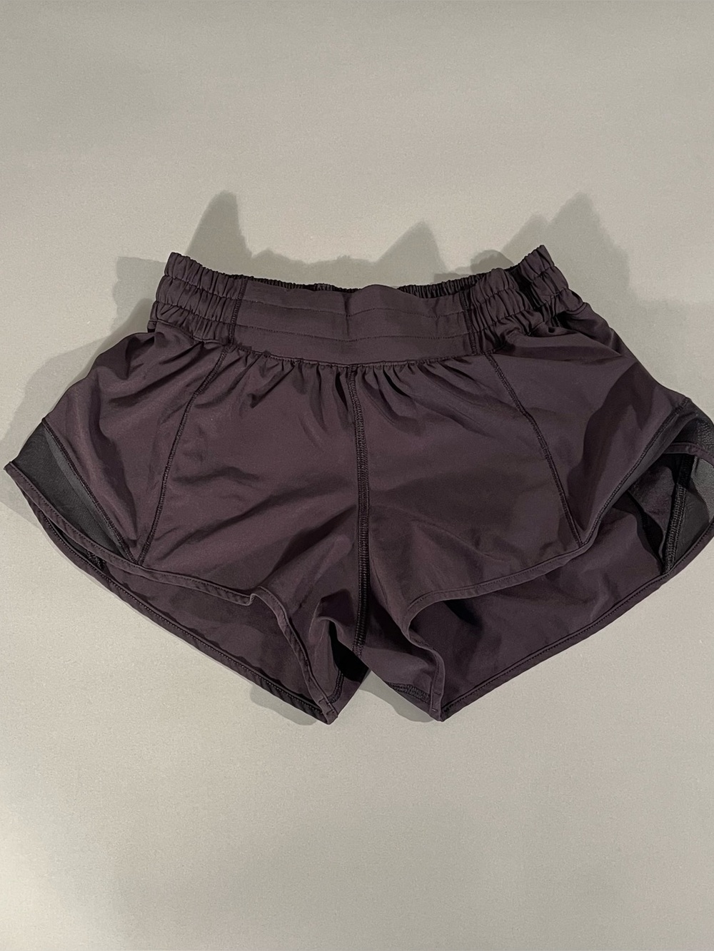 lulu-lemon Hotty hot 2.5” Women’s Shorts (4)